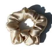 Premium Scrunchie aus Maulbeerseide - Beige - Vivari Livings