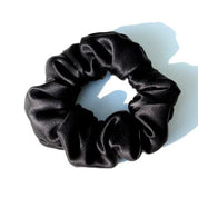 Premium Scrunchie aus Maulbeerseide - Schwarz - Vivari Livings